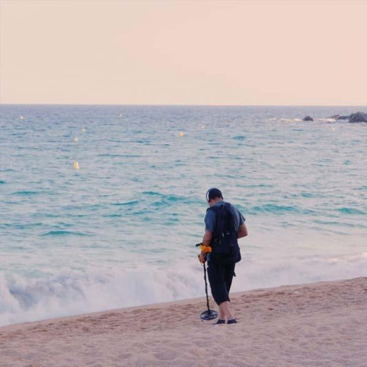 How Does A Gold And Silver Detector Work?