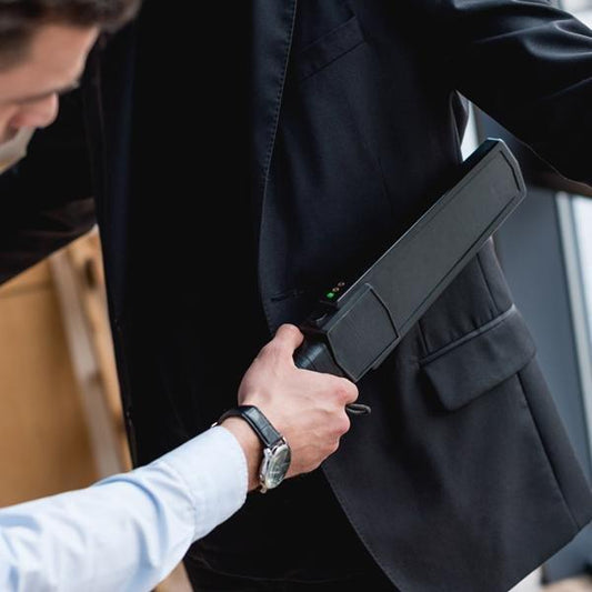 Can Metal Detectors Detect Stainless Steel?