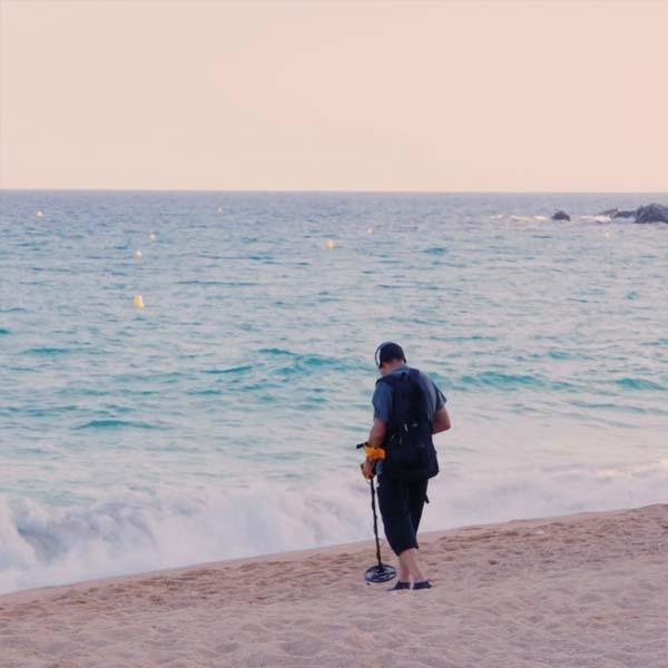 How Does A Gold And Silver Detector Work?