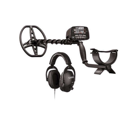 GARRETT AT Pro Waterproof Metal Detector with 8.5"x11" DD Coil
