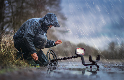 Fisher F44 The Ultimate Weatherproof Multi-Purpose Metal Detector
